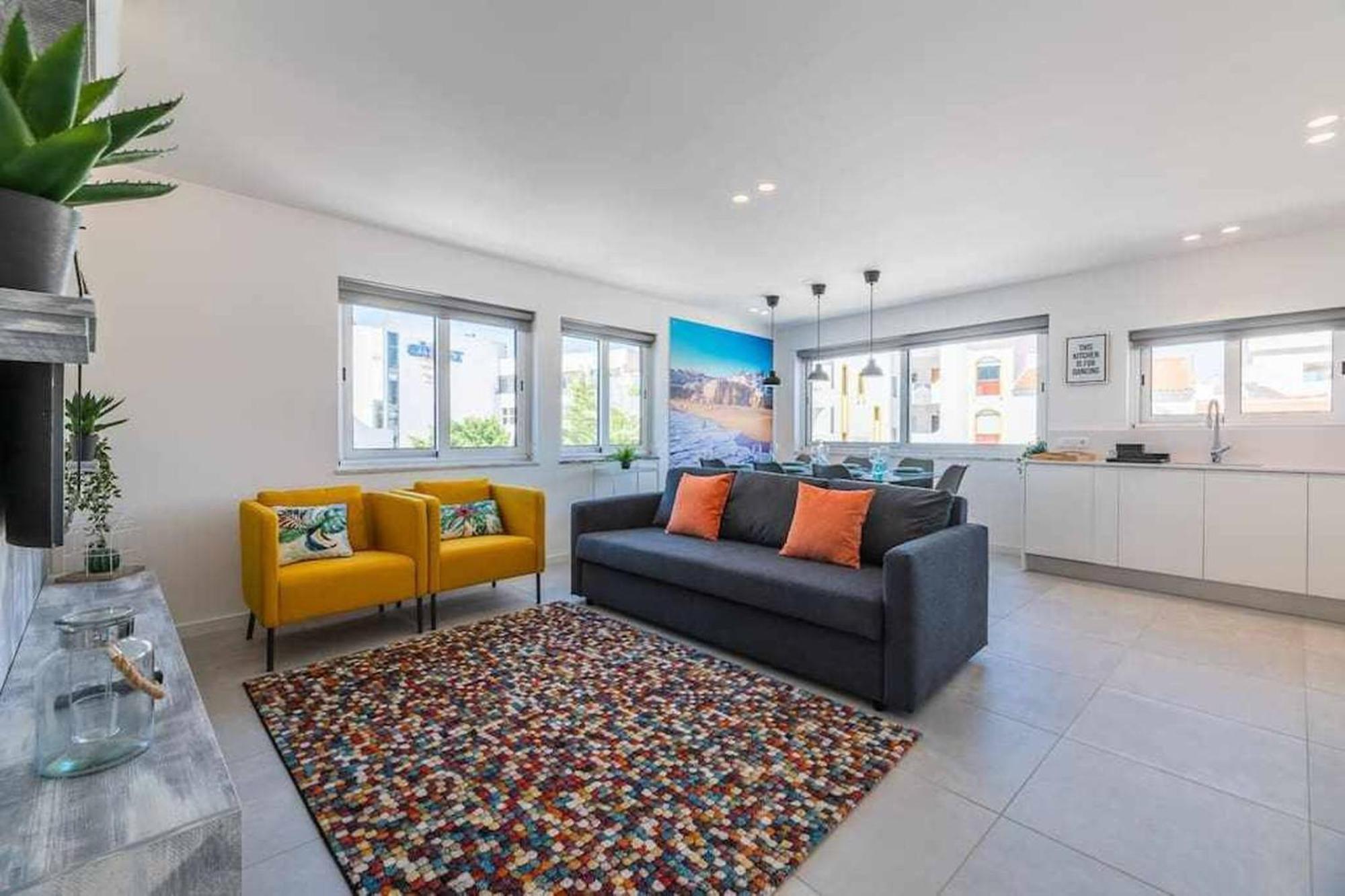 Central Town 2-Bedroom Apartment Albufeira Eksteriør billede